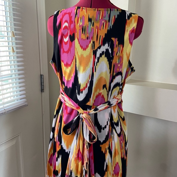 TIANA B. women multicoloured v neck sleeves less knit lined dress. Size L. Used. - Picture 4 of 16